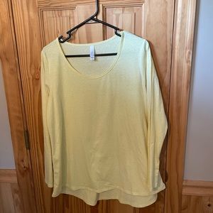 LulaRoe, Lynnae Long Sleeve Shirt, Pale Yellow, Size Large